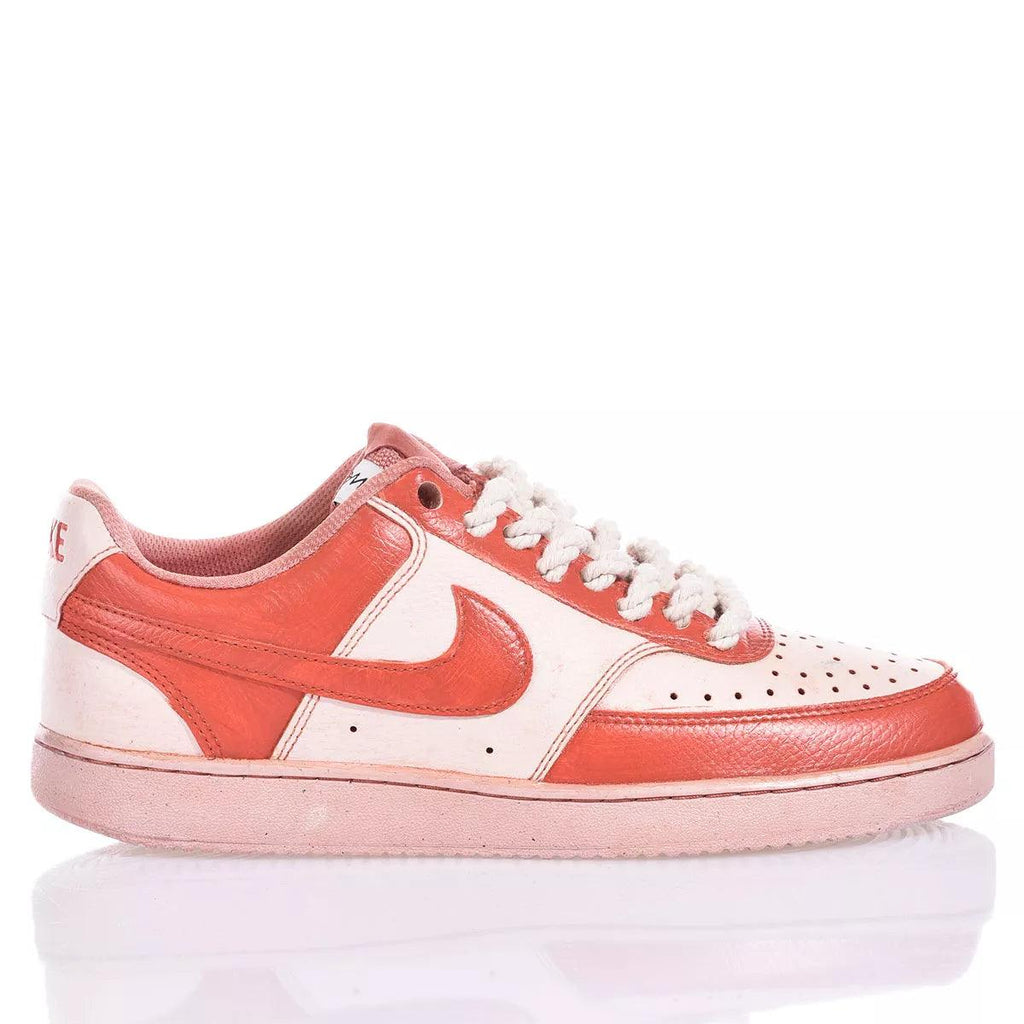 Nike Dye Brick