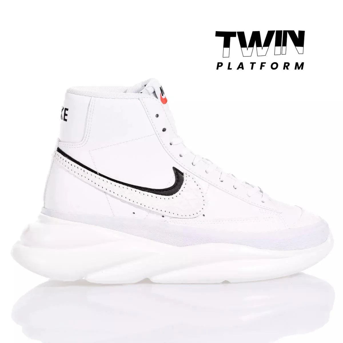 Nike Wave Black & White
